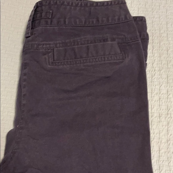 Capris - Picture 2 of 2